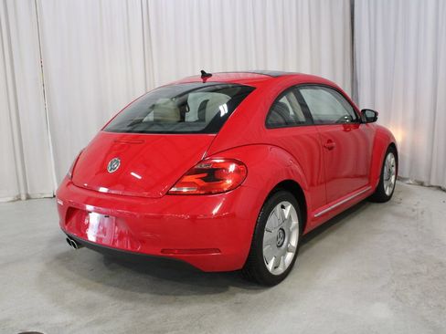 Used 2012 Volkswagen Beetle 2.5 FWD image 23