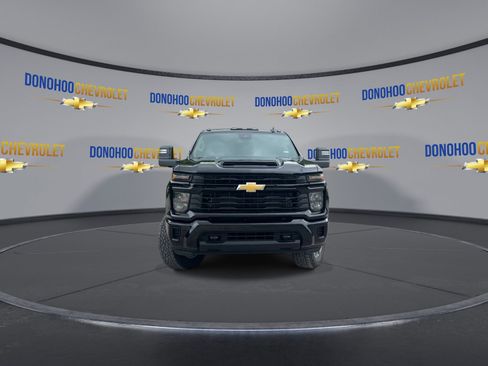 New 2026 Chevrolet Silverado 2500 Custom w/ Custom Value Package AWD/4WD image 6