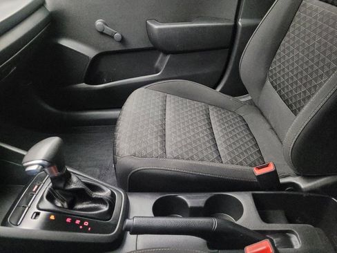 Used 2018 Kia Rio LX image 26