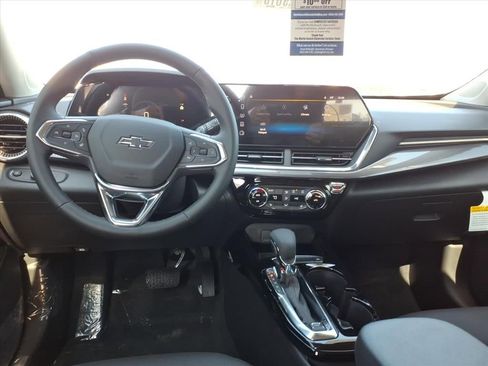 New 2026 Chevrolet Trax ACTIV w/ Driver Confidence Package image 8