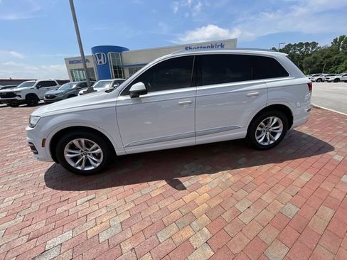 Used 2017 Audi Q7 3.0T Premium Plus AWD/4WD image 29