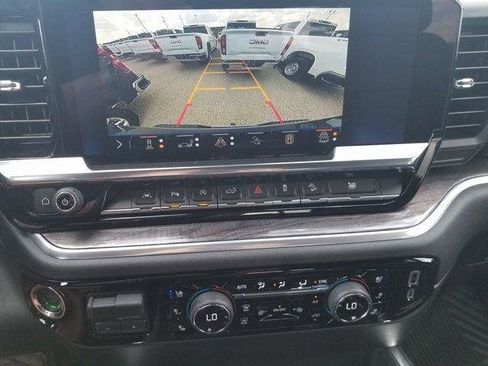 New 2026 Chevrolet Silverado 1500 LTZ w/ Z71 Off-Road Package image 18