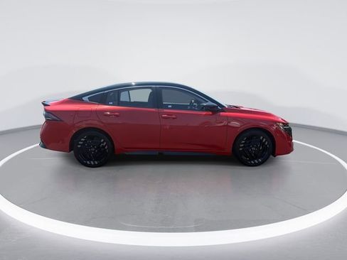 New 2026 Nissan Sentra SR w/ SR Premium Package FWD image 9