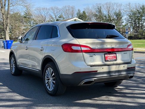 Used 2016 Lincoln MKX Select w/ Select Plus Package image 9