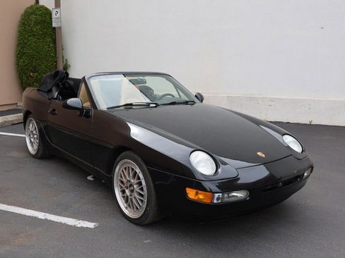 Used 1995 Porsche 968 Cabriolet RWD image 2