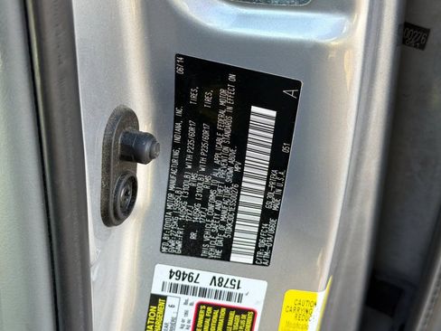 Used 2014 Toyota Sienna LE FWD image 55
