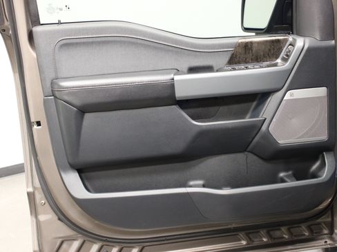 Used 2023 Ford F150 Lightning Lariat w/ Equipment Group 511A High image 21