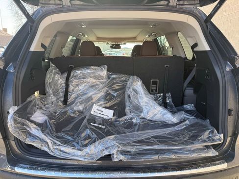 New 2026 Subaru Ascent Touring w/ Popular Package #1 AWD/4WD image 32