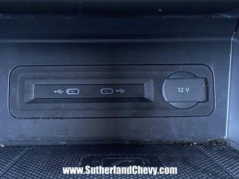 Used 2023 Volkswagen Atlas Cross Sport SEL Premium R-Line image 32