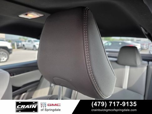 Used 2025 Toyota Camry SE FWD image 20