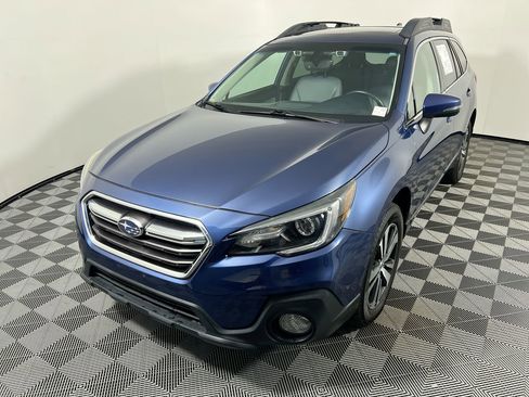 Used 2019 Subaru Outback 3.6R Limited image 7