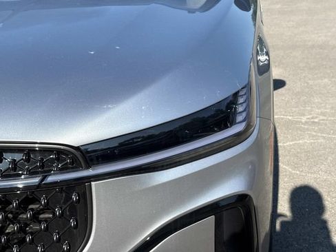 New 2026 Lincoln Nautilus Reserve AWD/4WD image 10