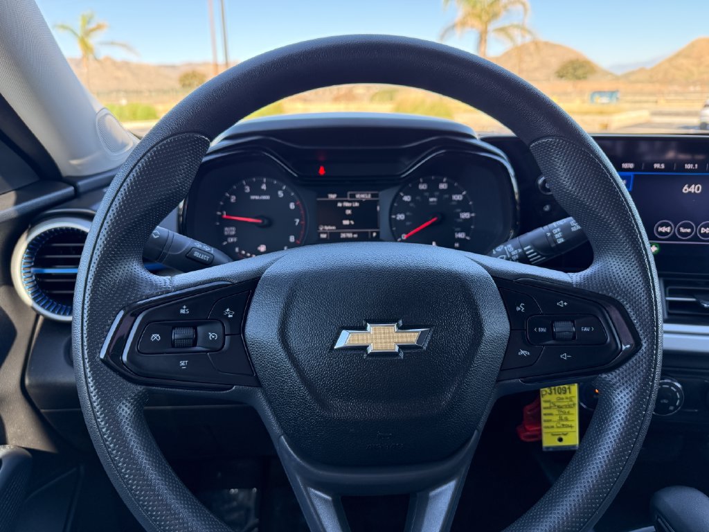 Used 2025 Chevrolet Trax LS FWD image 19