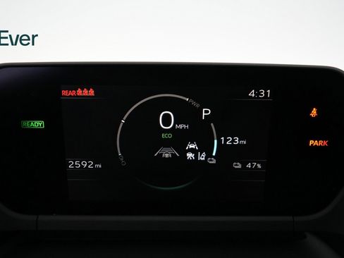 Used 2025 Toyota bZ4X FWD image 24