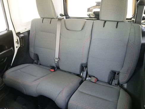 Used 2024 Jeep Wrangler Rubicon w/ Convenience Group image 22