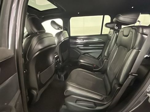 Used 2023 Jeep Grand Cherokee L Laredo AWD/4WD image 25