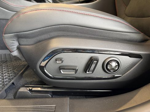 New 2026 Dodge Charger R/T AWD/4WD image 8