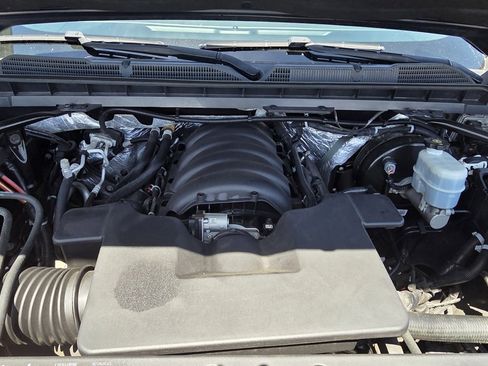 Used 2018 Chevrolet Silverado 1500 LTZ Z71 w/ Centennial Edition AWD/4WD image 15