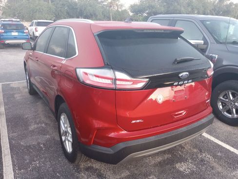 Used 2022 Ford Edge SEL w/ Convenience Package AWD/4WD image 2