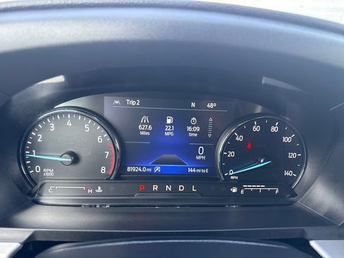 Used 2021 Ford Explorer XLT image 18