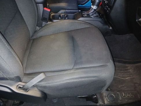 Used 2020 Jeep Wrangler Unlimited Sahara image 61