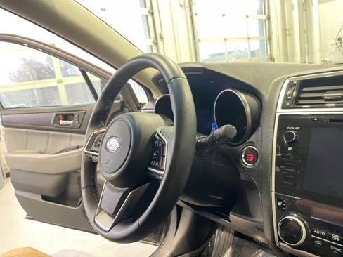 Used 2019 Subaru Outback 3.6R Limited image 25