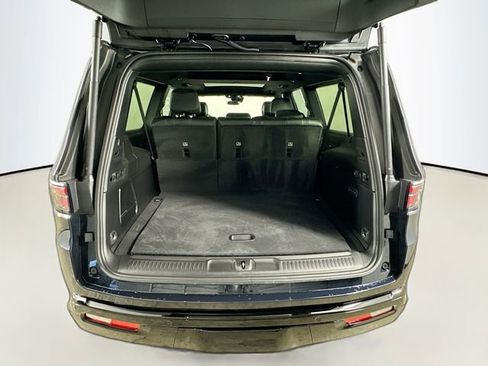 New 2025 Jeep Wagoneer L Series II image 31