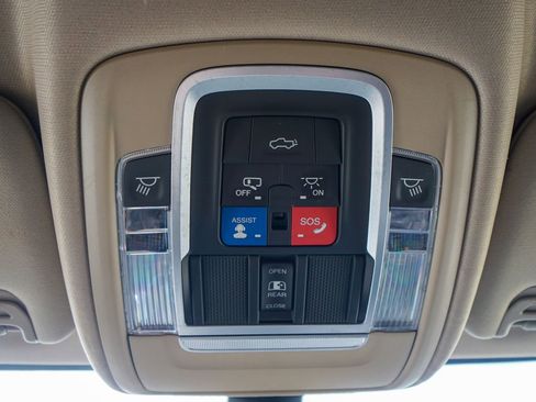 Used 2019 RAM 3500 Laramie image 34