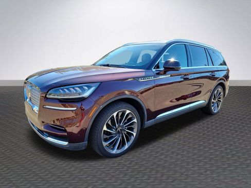 Used 2022 Lincoln Aviator Reserve w/ Equipment Group 201A image 3