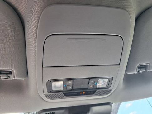 Used 2023 Ford F150 XLT AWD/4WD image 25
