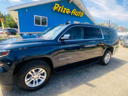 Used 2018 Chevrolet Suburban LT AWD/4WD image 1