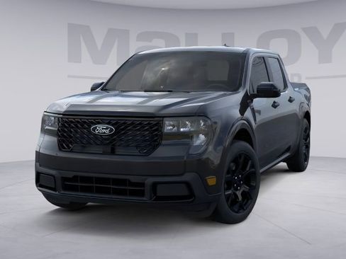 New 2025 Ford Maverick XLT w/ XLT Luxury Package AWD/4WD image 2
