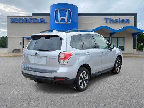 Used 2018 Subaru Forester 2.5i Premium w/ All-Weather Package AWD/4WD image 4