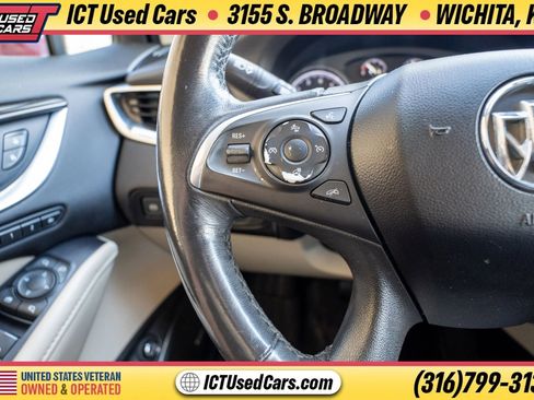 Used 2018 Buick Enclave Premium w/ Trailering Package AWD/4WD image 15
