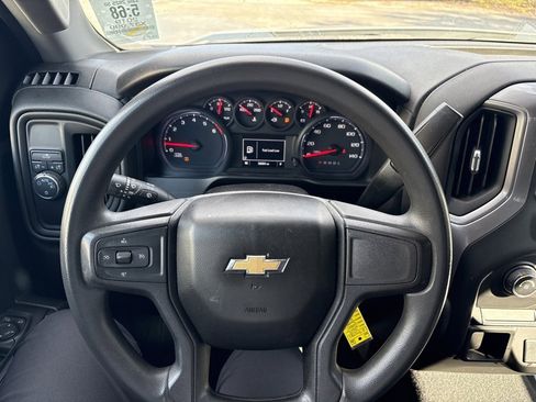 Used 2019 Chevrolet Silverado 1500 Custom w/ Custom Value Package image 16