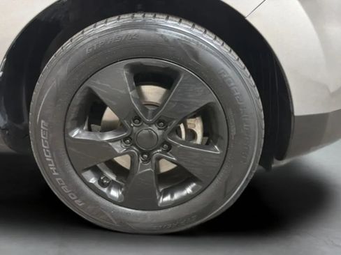 Used 2019 Kia Soul FWD image 24