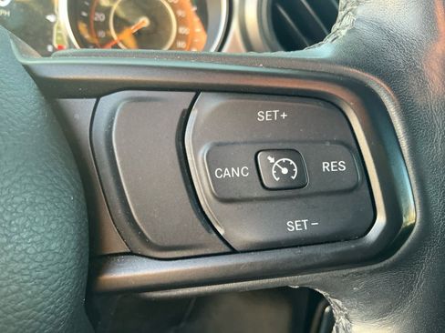 Used 2021 Jeep Wrangler Unlimited Sport image 23