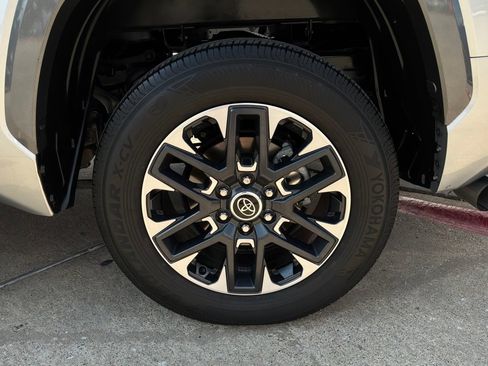 Used 2023 Toyota Tundra Limited RWD image 9