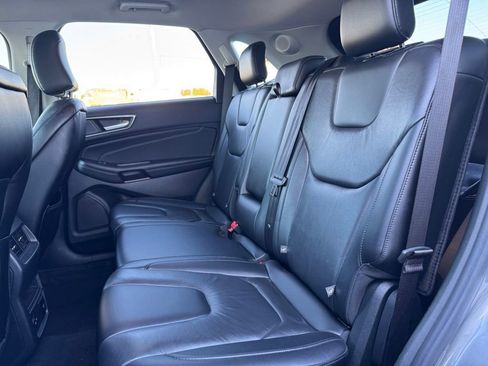 Certified 2022 Ford Edge Titanium AWD/4WD image 8