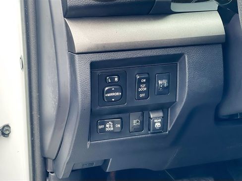 Used 2021 Toyota Tundra SR5 RWD image 10