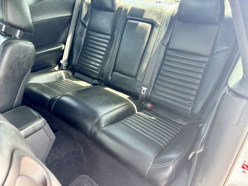 Used 2012 Dodge Challenger SXT Plus RWD image 13