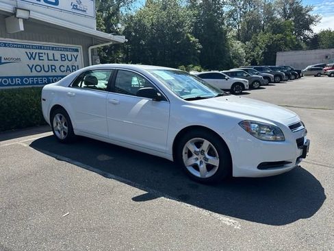 Used 2012 Chevrolet Malibu LS w/ LS Uplevel Package FWD image 3