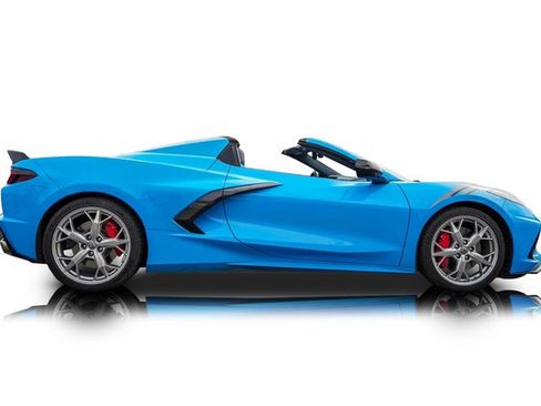 Used 2021 Chevrolet Corvette Stingray Premium Conv w/ Z51 Performance Package RWD image 2