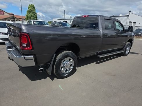 Used 2025 RAM 2500 Big Horn AWD/4WD image 5