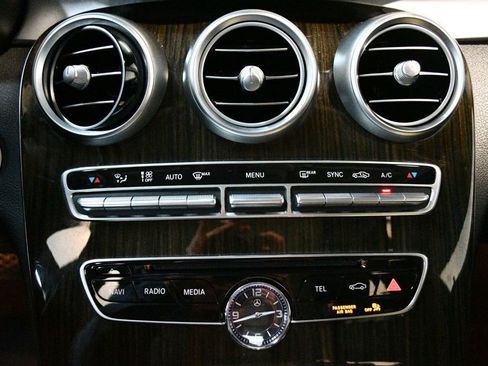 Used 2015 Mercedes-Benz C 300 Sedan image 63