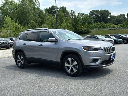 Used 2021 Jeep Cherokee Limited AWD/4WD image 2