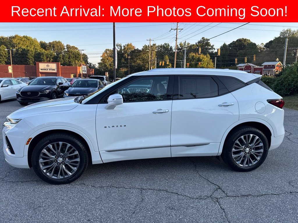 Used 2019 Chevrolet Blazer Premier FWD image 2