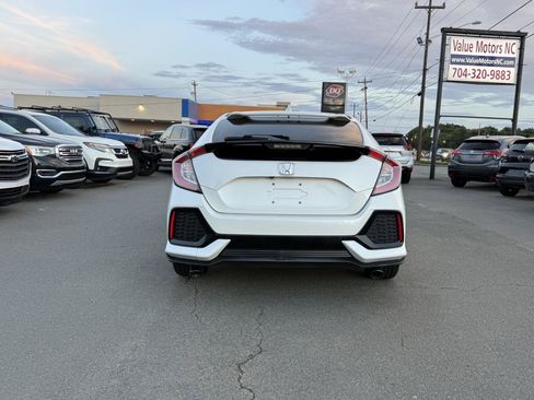Used 2017 Honda Civic EX image 5