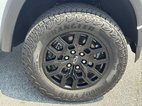 New 2026 Chevrolet Colorado Trail Boss AWD/4WD image 32