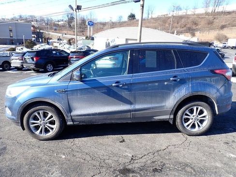 Used 2018 Ford Escape SEL image 2